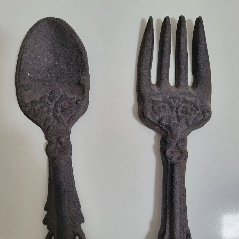 Kitchen decor spoon and fork - Picture 6 of 9